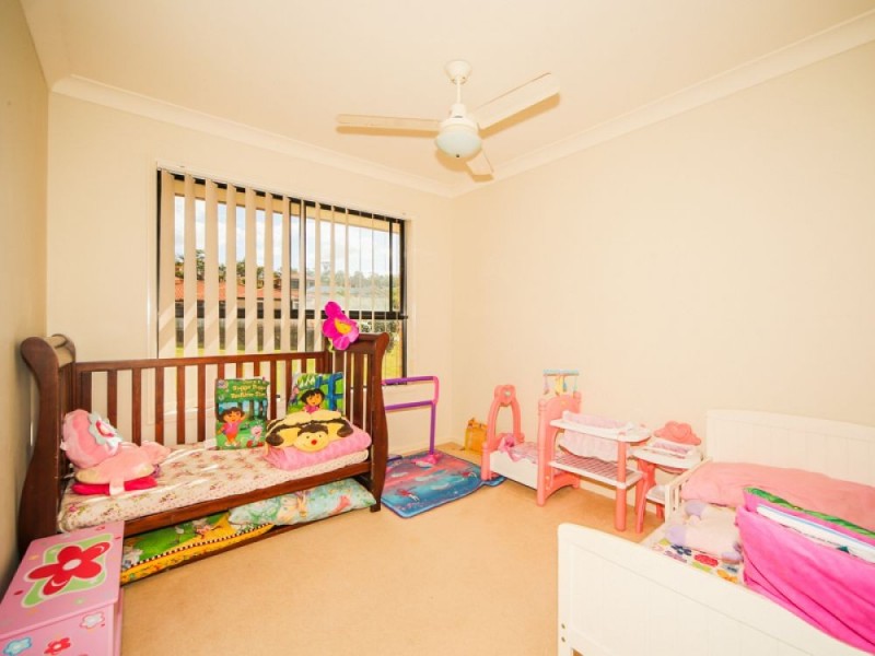 2/86 Kincaid Drive, Highland Park QLD 4211
