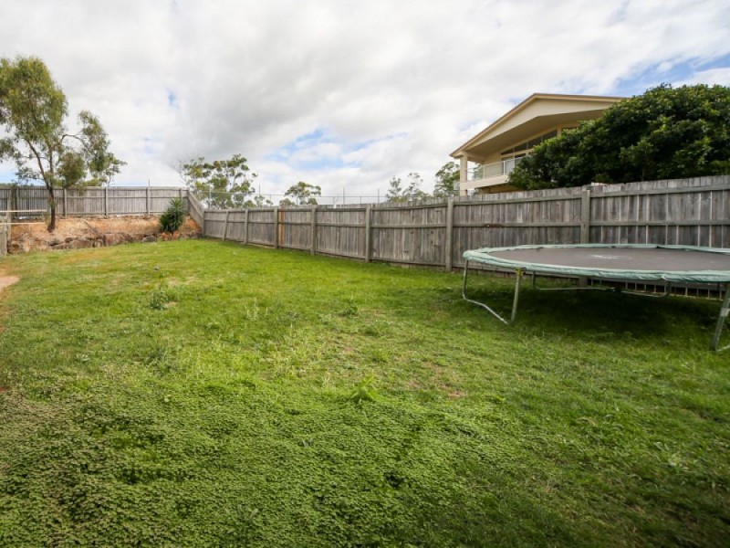 2/86 Kincaid Drive, Highland Park QLD 4211