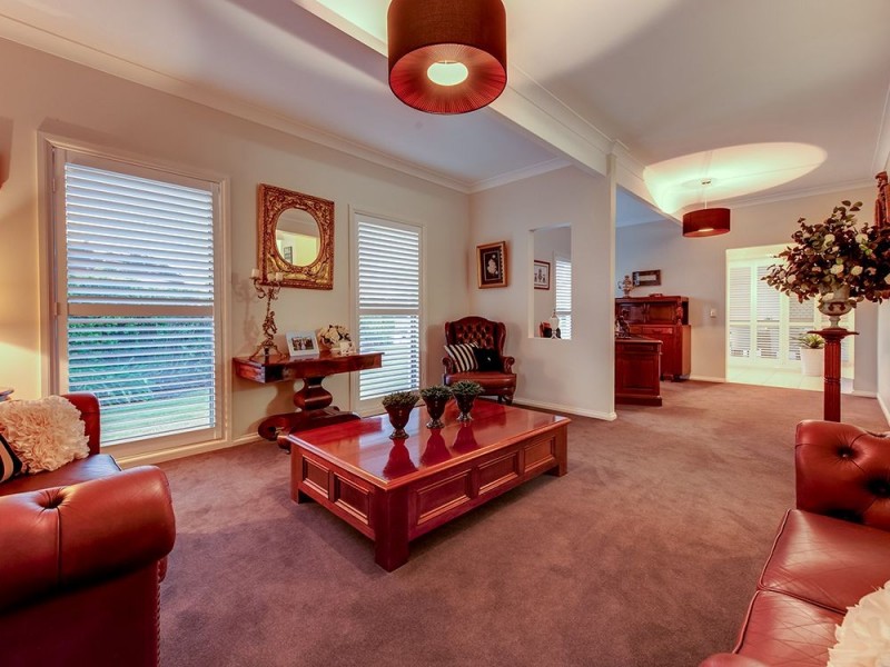 9 Satch Court, Eight Mile Plains QLD 4113