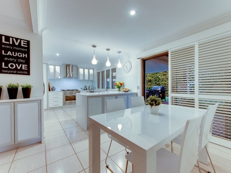 9 Satch Court, Eight Mile Plains QLD 4113