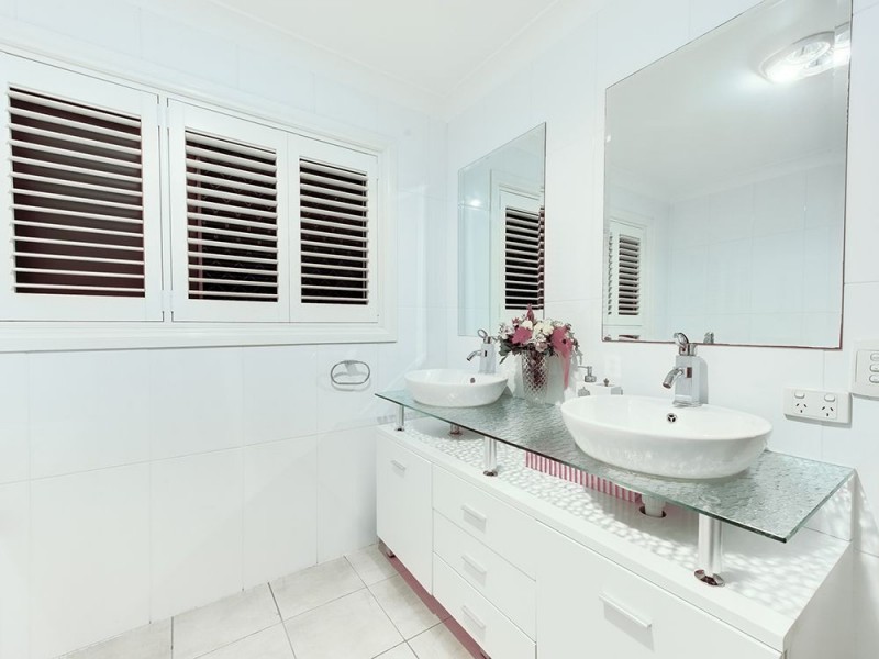 9 Satch Court, Eight Mile Plains QLD 4113