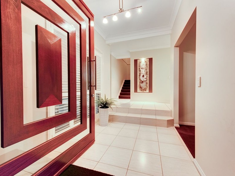 9 Satch Court, Eight Mile Plains QLD 4113