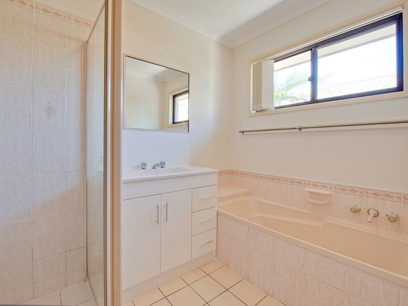 1 Figtree Lane, Redbank Plains QLD 4301