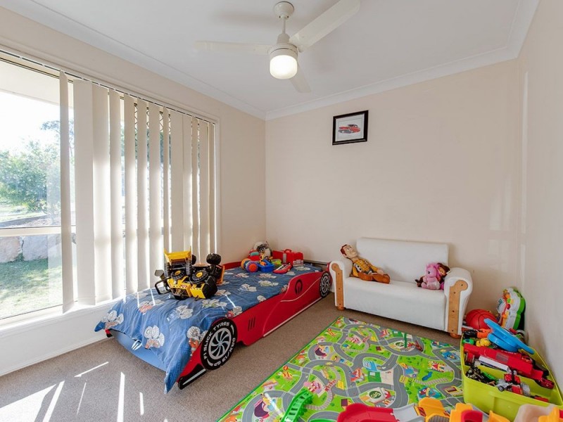 26 Davies Street, Goodna QLD 4300