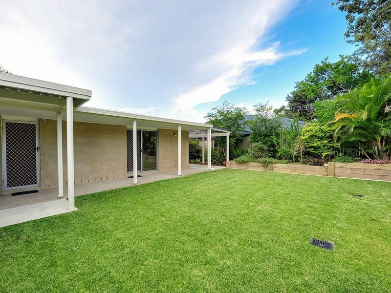 303 Belmont Road, Belmont QLD 4153