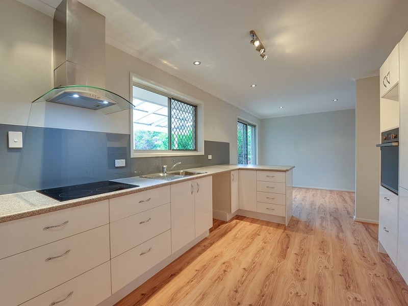 303 Belmont Road, Belmont QLD 4153