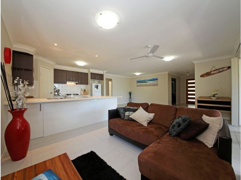12 Dorothy Street, Narangba QLD 4504