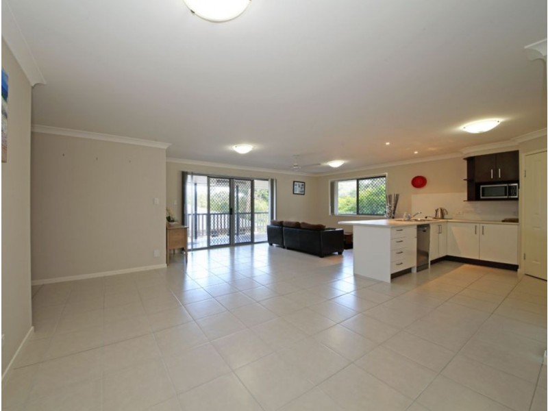 12 Dorothy Street, Narangba QLD 4504