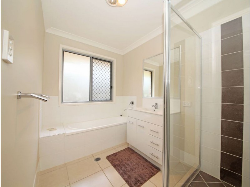 12 Dorothy Street, Narangba QLD 4504