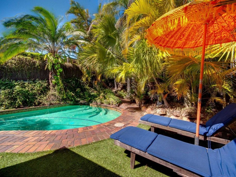 15 Barrine Court, Petrie QLD 4502