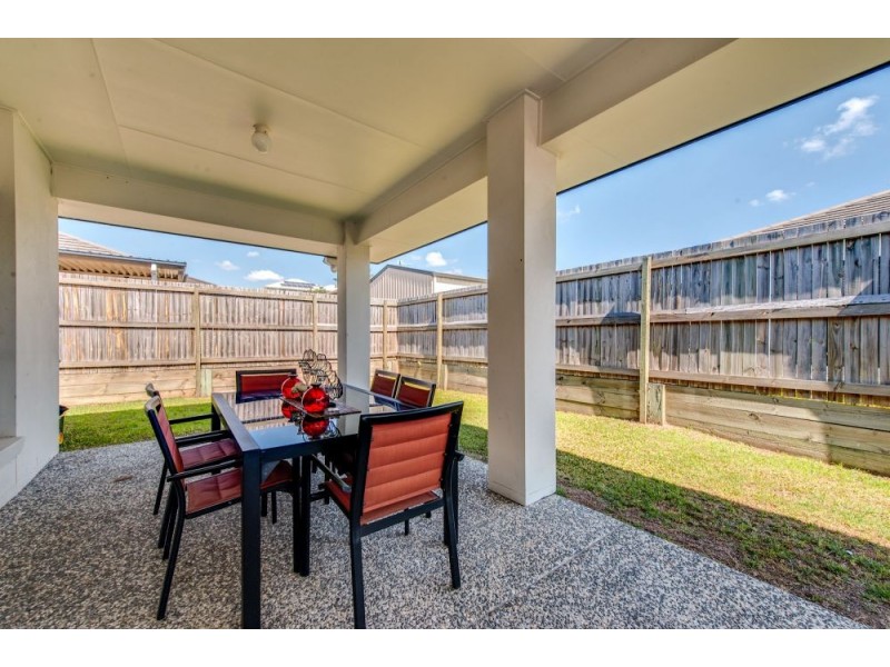 5 Jerome Street, Augustine Heights QLD 4300