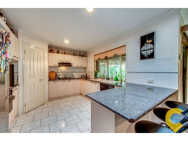 15 Leopard Tree Cl, Sinnamon Park QLD 4073