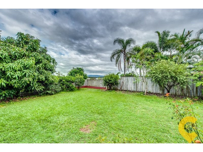 15 Leopard Tree Cl, Sinnamon Park QLD 4073