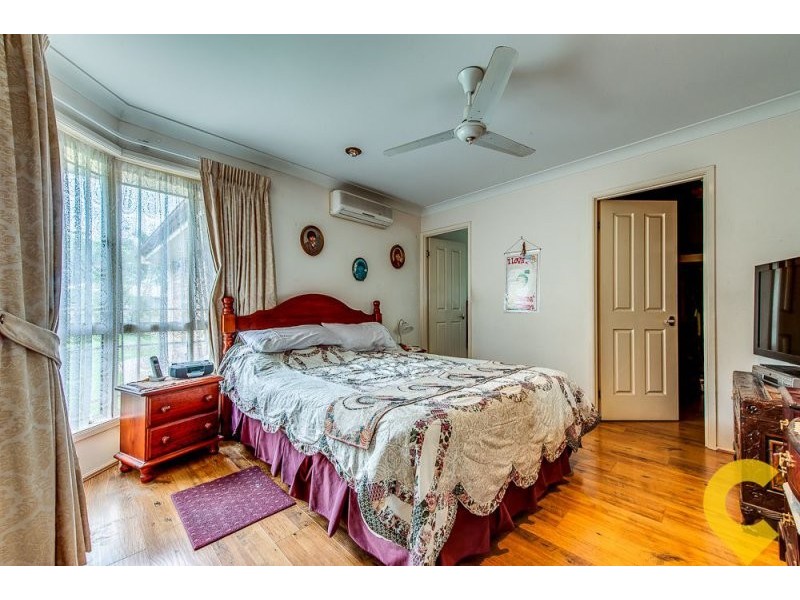 15 Leopard Tree Cl, Sinnamon Park QLD 4073