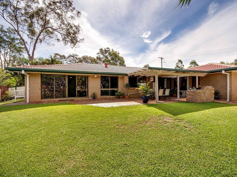 5 Weyba Court, Petrie QLD 4502
