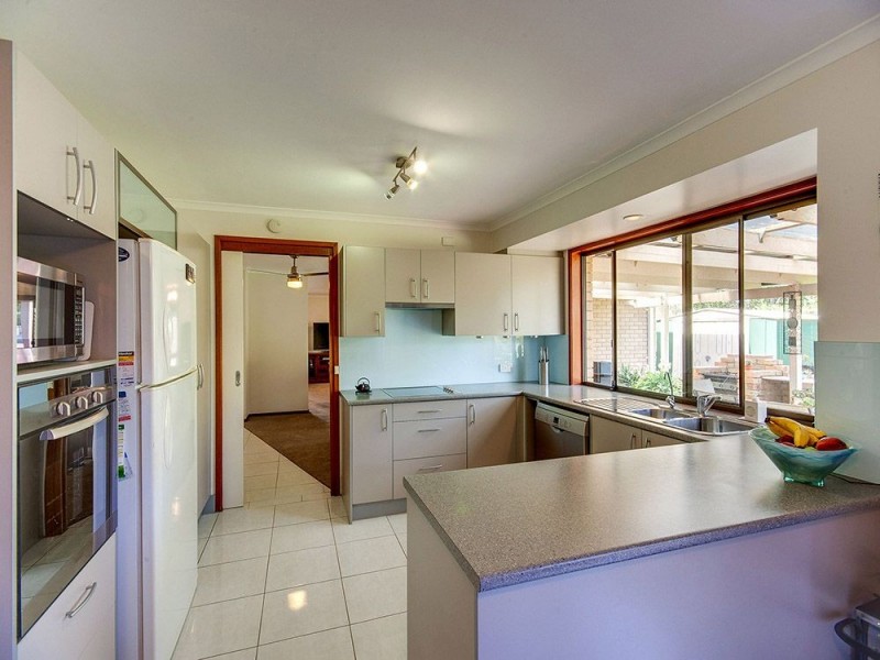 5 Weyba Court, Petrie QLD 4502