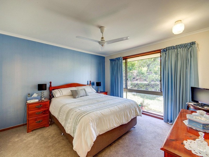 5 Weyba Court, Petrie QLD 4502