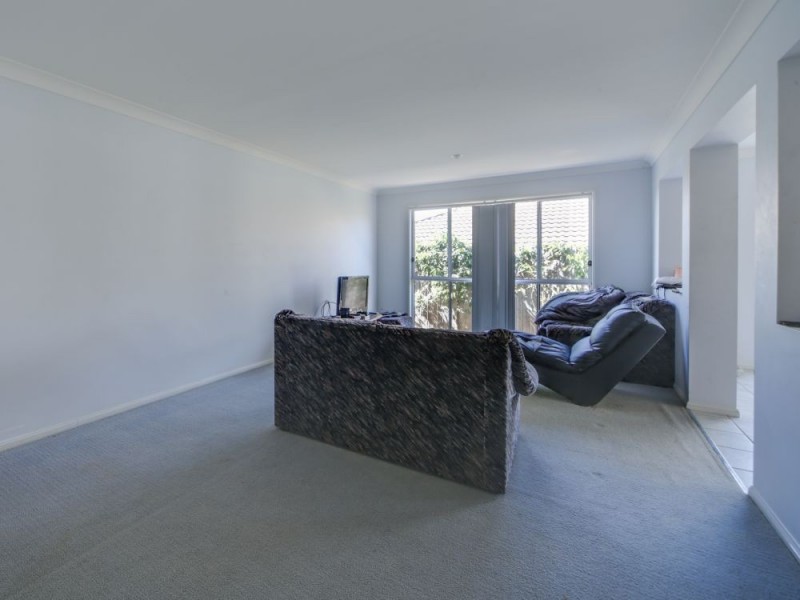 16 Billinghurst Crescent, Upper Coomera QLD 4209