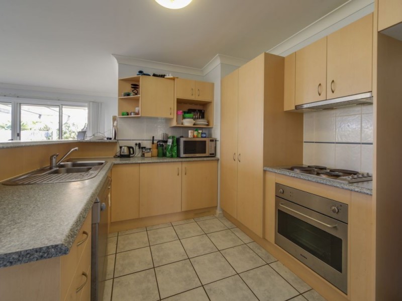 16 Billinghurst Crescent, Upper Coomera QLD 4209