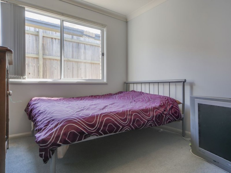 16 Billinghurst Crescent, Upper Coomera QLD 4209