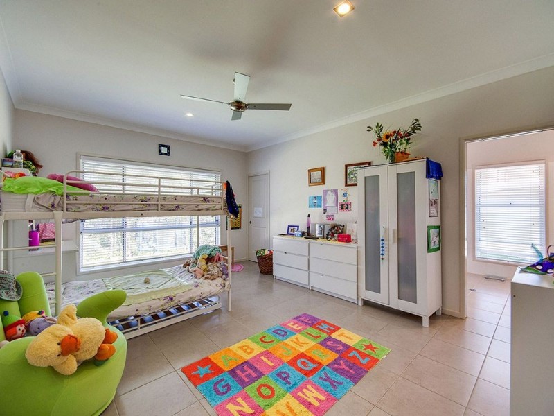 16 Bentley Court, Joyner QLD 4500