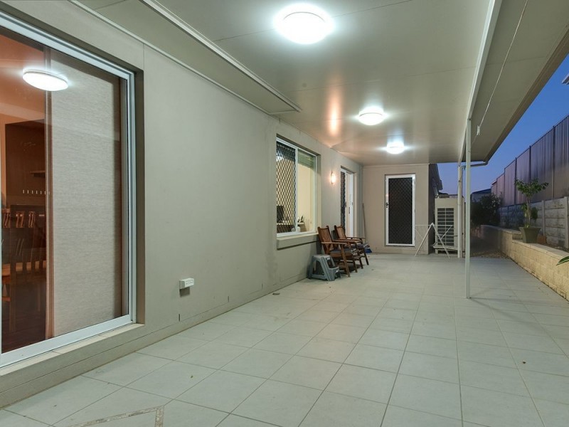 3 Larapinta Circuit, Parkinson QLD 4115