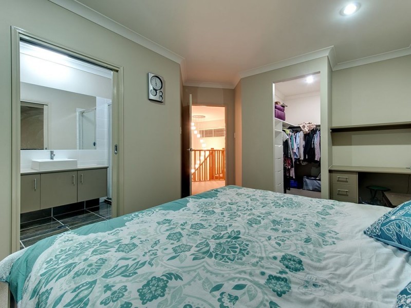 3 Larapinta Circuit, Parkinson QLD 4115