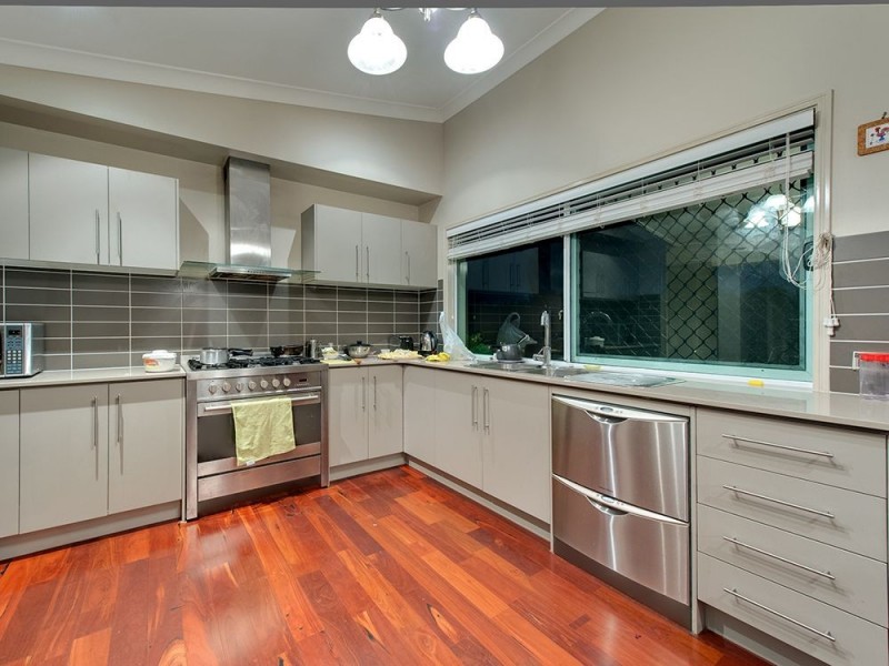 3 Larapinta Circuit, Parkinson QLD 4115