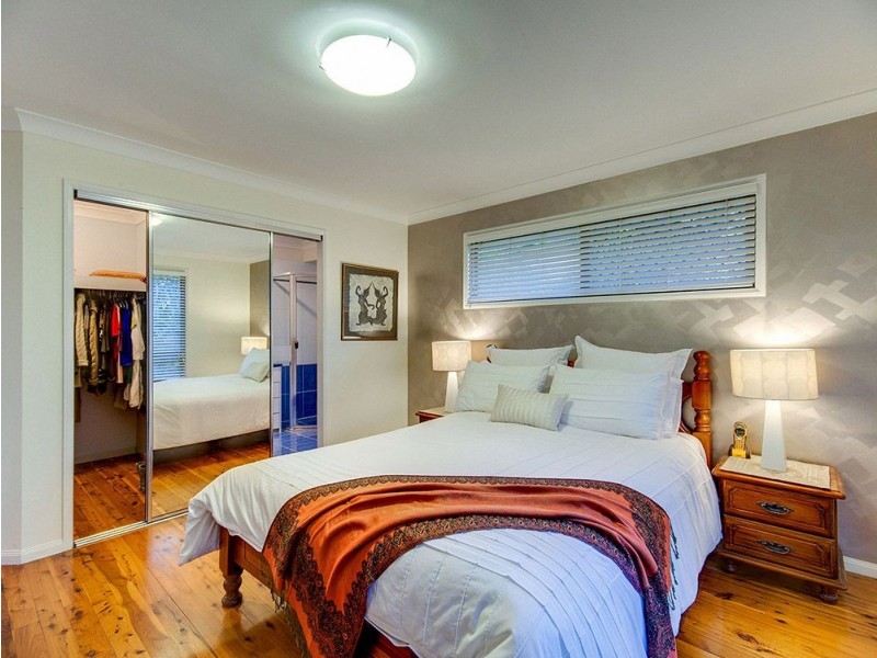 40 Rothschild Street, Eatons Hill QLD 4037