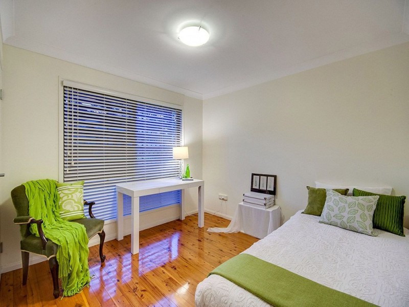 40 Rothschild Street, Eatons Hill QLD 4037