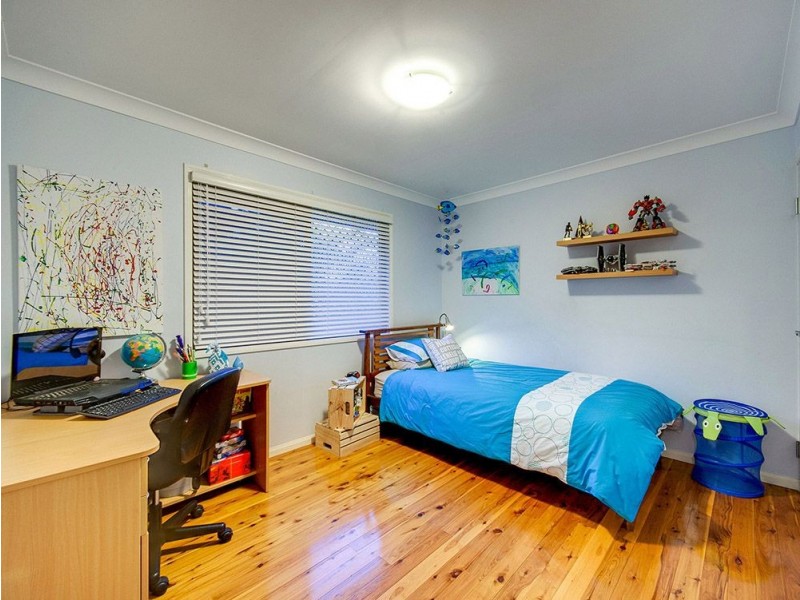 40 Rothschild Street, Eatons Hill QLD 4037