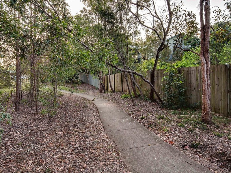 40 Rothschild Street, Eatons Hill QLD 4037