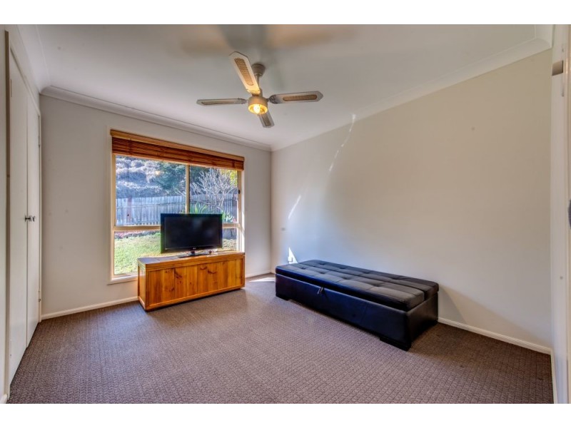 19 Overland Drive, Edens Landing QLD 4207