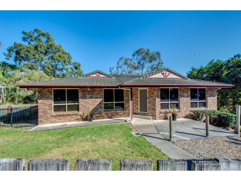 19 Overland Drive, Edens Landing QLD 4207