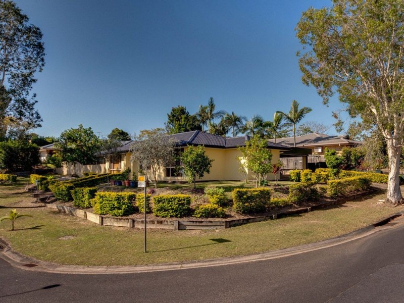 1 Carron Court, Runcorn QLD 4113