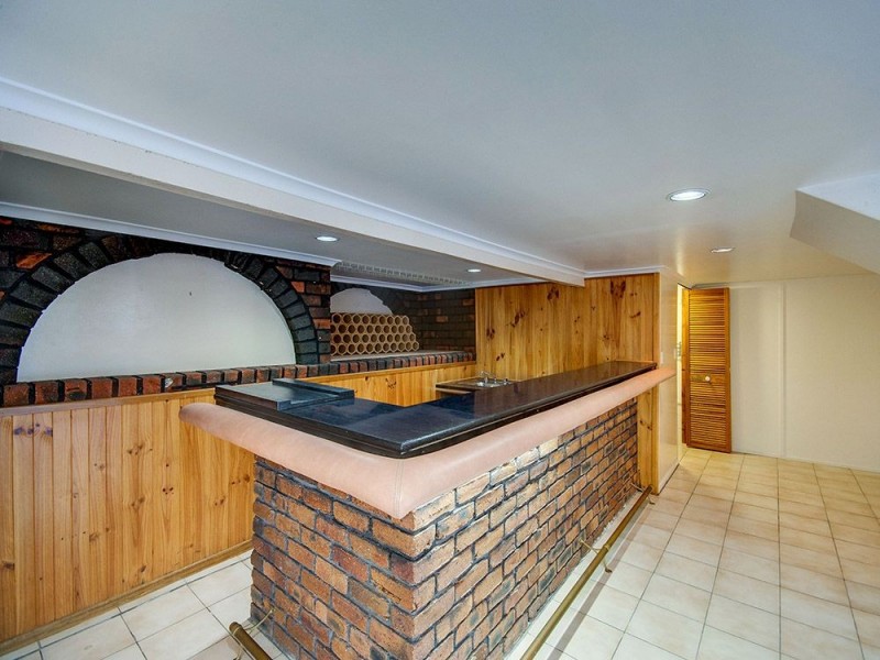 25 Fairway Outlook, Arana Hills QLD 4054