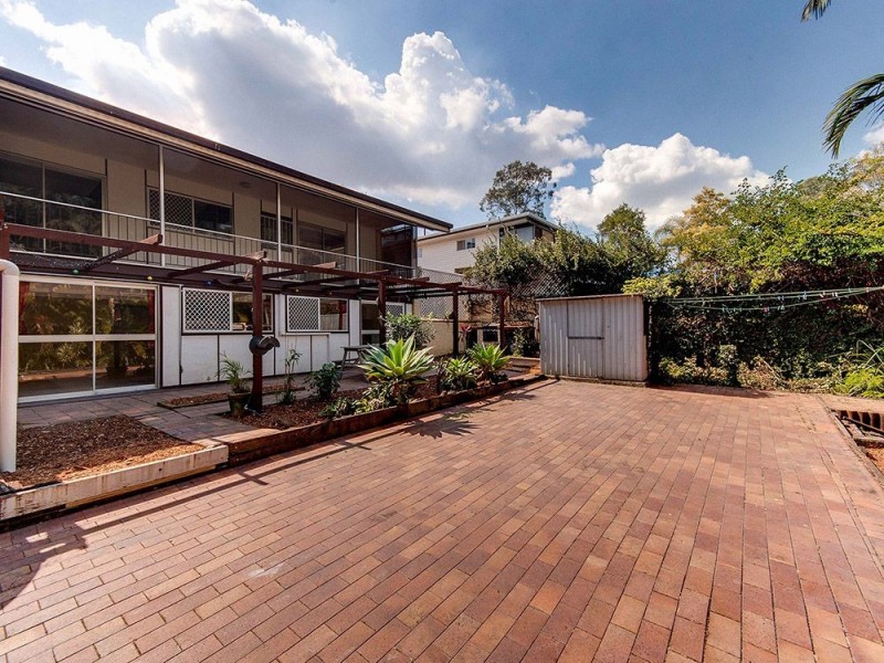 25 Fairway Outlook, Arana Hills QLD 4054