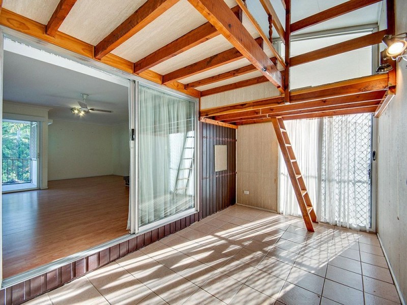 25 Fairway Outlook, Arana Hills QLD 4054