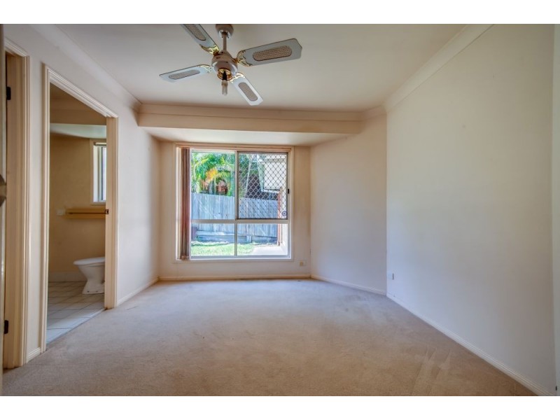 42 Settlers Circuit, Forest Lake QLD 4078