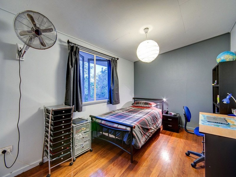 11 Allara Crescent, Ferny Hills QLD 4055