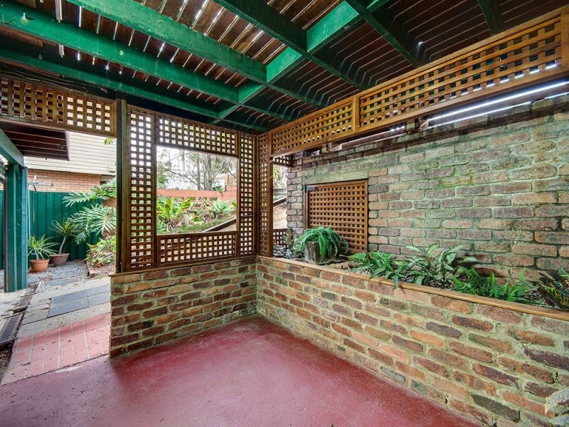 11 Allara Crescent, Ferny Hills QLD 4055