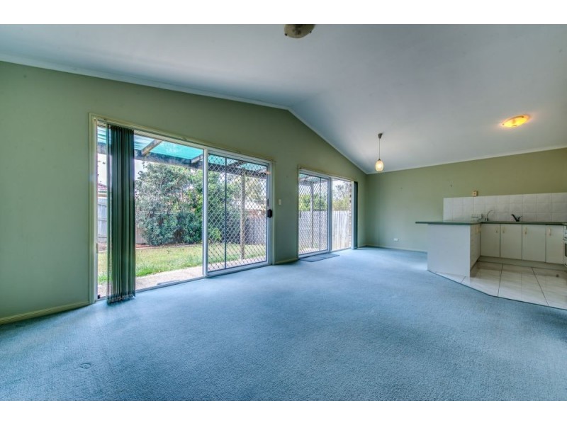 5 Princeton Place, Forest Lake QLD 4078