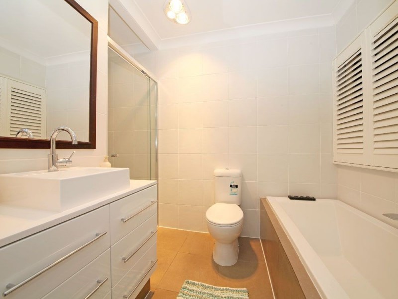 15 Kenbarry Street, Brighton QLD 4017