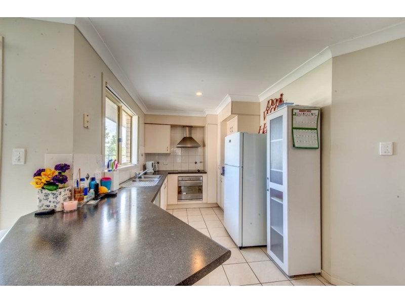 5 De Valera Street, Collingwood Park QLD 4301