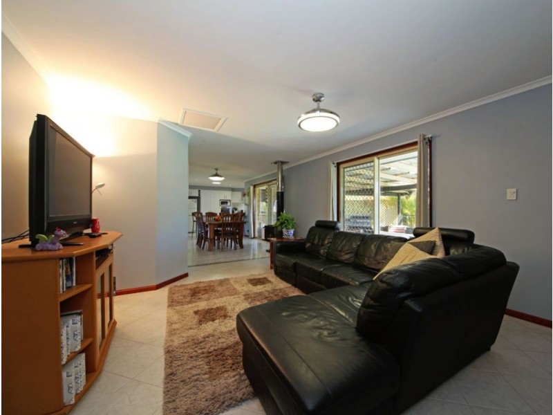 35 Dunbar Road, Burpengary QLD 4505