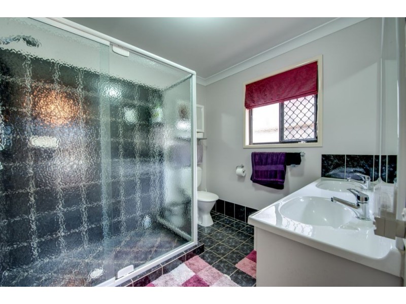 4 Labelle Street, Springfield Lakes QLD 4300