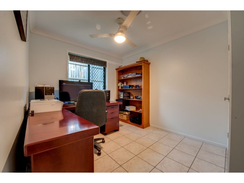 4 Labelle Street, Springfield Lakes QLD 4300