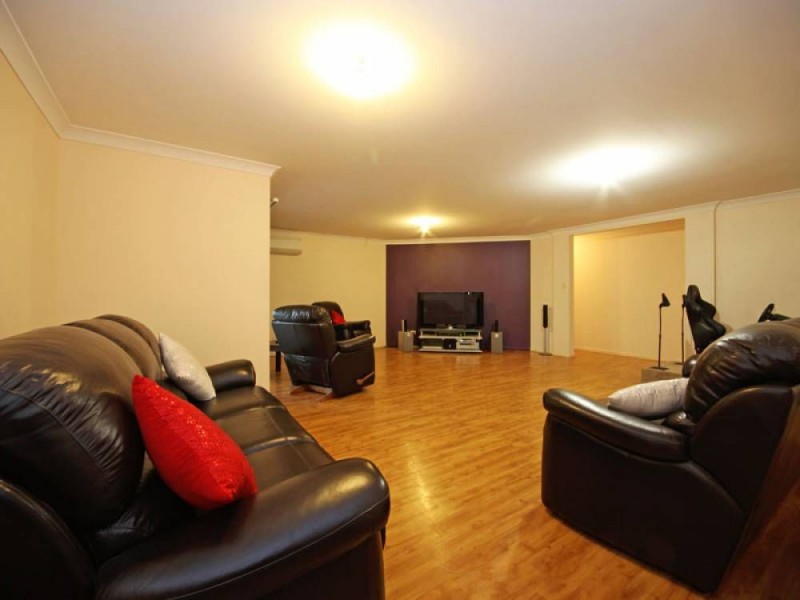 25 Mariner Boulevard, Deception Bay QLD 4508