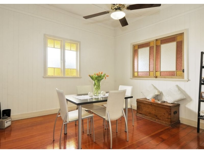 23 Fisher Street, East Brisbane QLD 4169