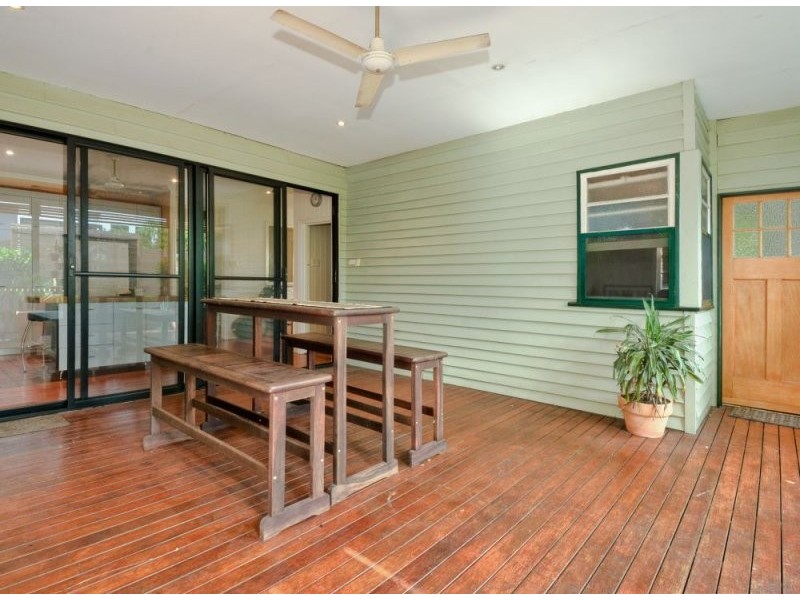 23 Fisher Street, East Brisbane QLD 4169